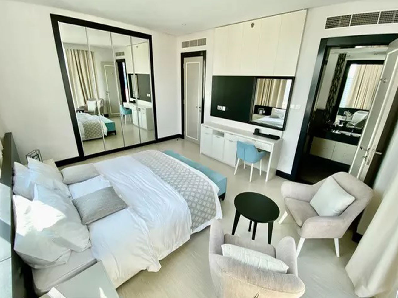 Apartment for Rent in Amwaj Island Image #1906 3