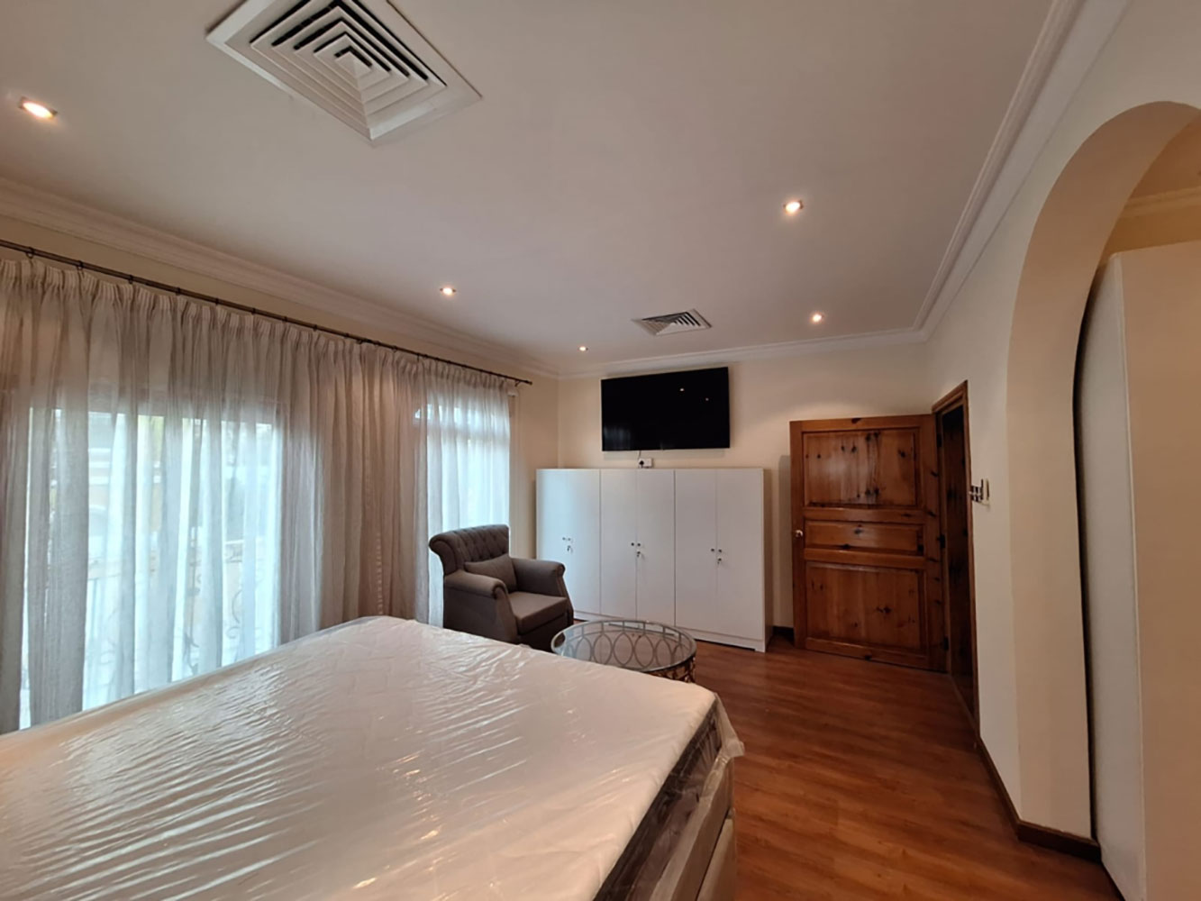 صورة فيلا للإيجار في الجفير #1915 6