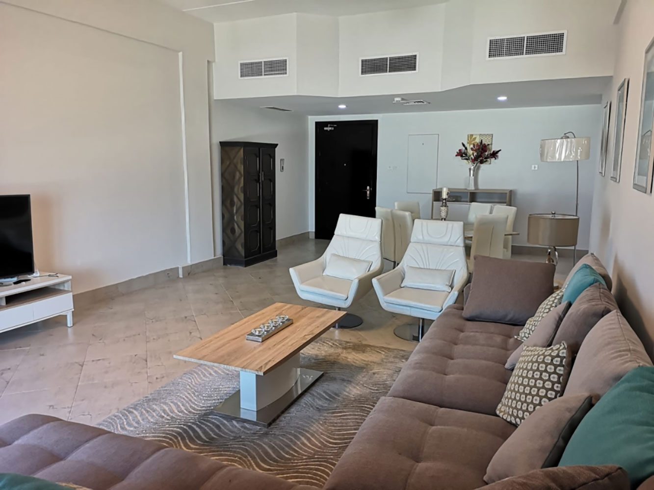 صورة شقة للإيجار في جزر امواج #1998 1