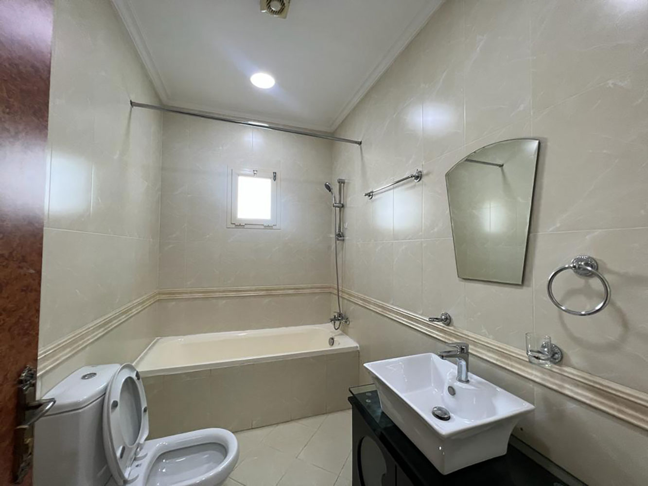 صورة شقة للإيجار في الجفير #2077 6