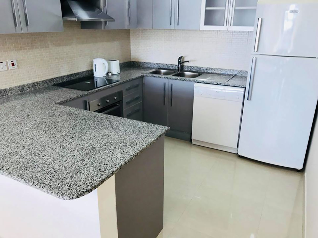 Apartment for Rent in Amwaj Island Image #2126 7