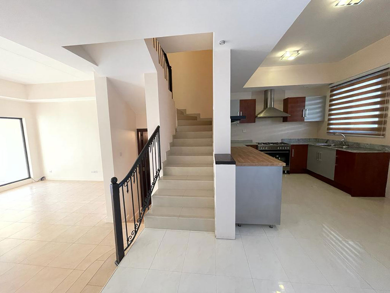 Villa for Rent in Amwaj Island Image #2273 0