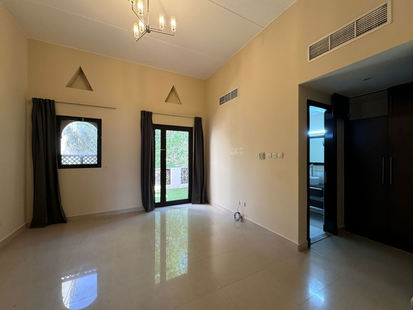 صورة فيلا للإيجار في جزر امواج #2287 2