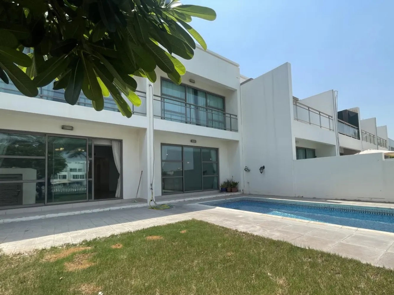 Villa for Sale in Amwaj Island Image #2289 1