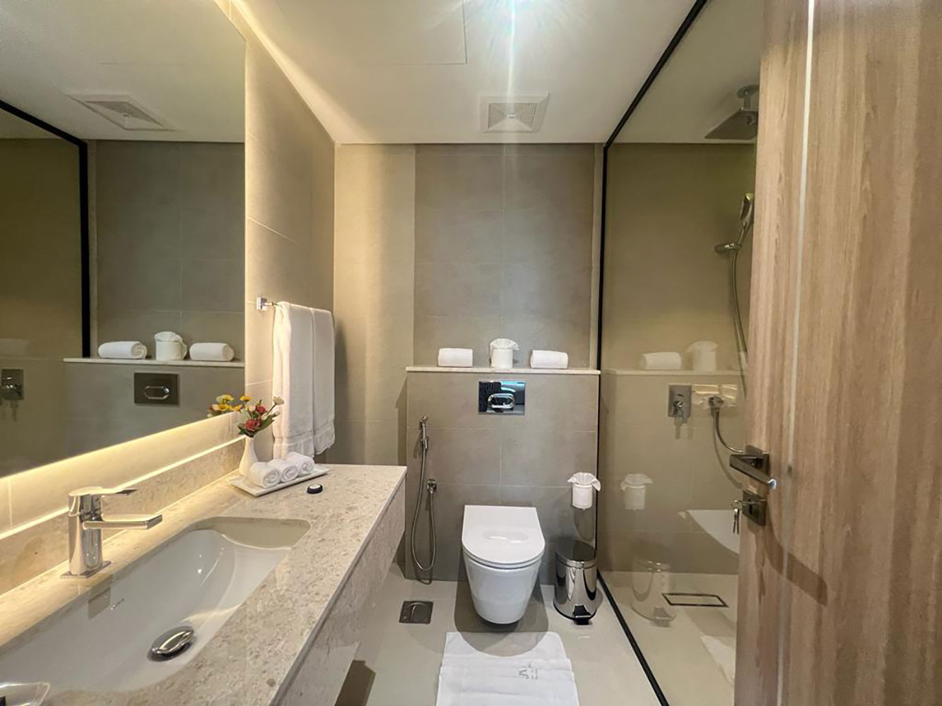 Apartment for Rent in Juffair Image #2364 3