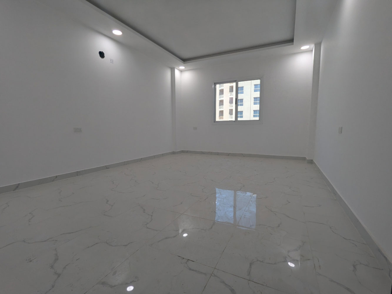 صورة شقة للبيع في الحد #2427 4