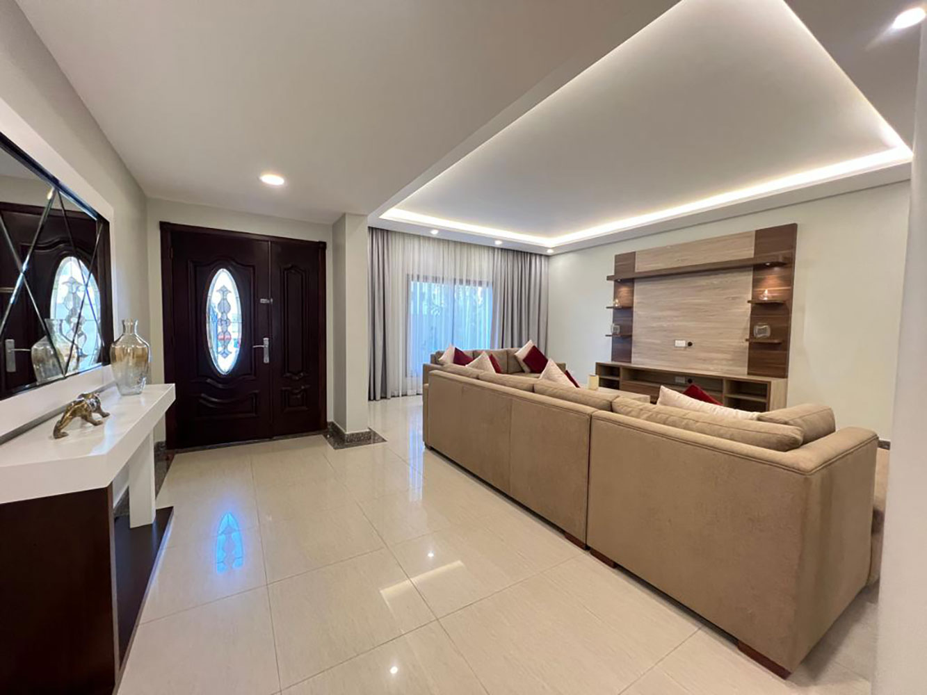 Villa for Rent in Juffair Image #2458 1