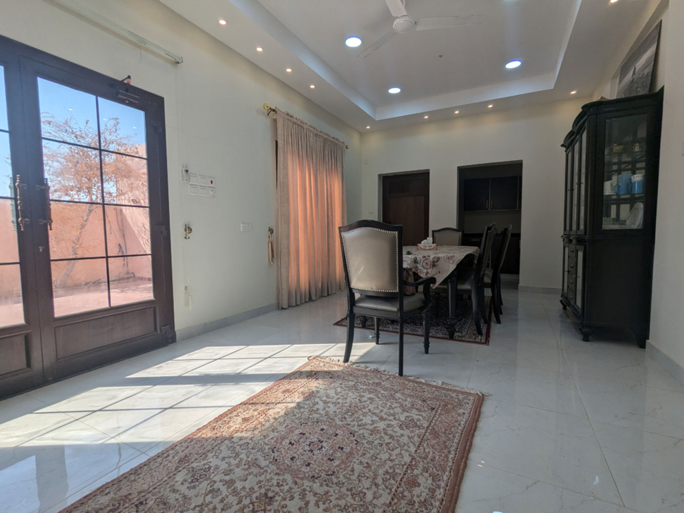 Villa for Rent in Areen Image #2523 0 