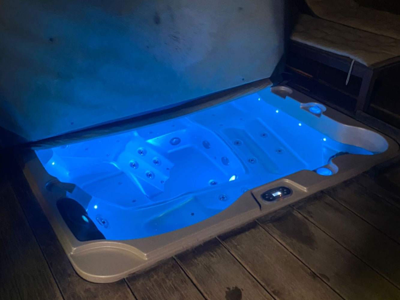 صورة فيلا للإيجار في جزر امواج #2569 2