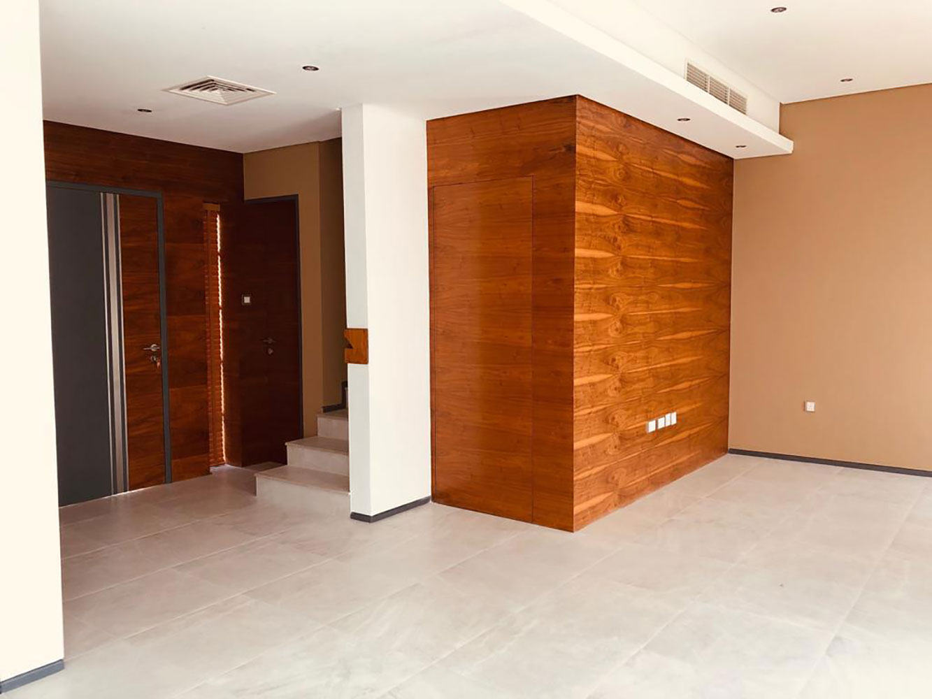 صورة فيلا للإيجار في سار #279 5