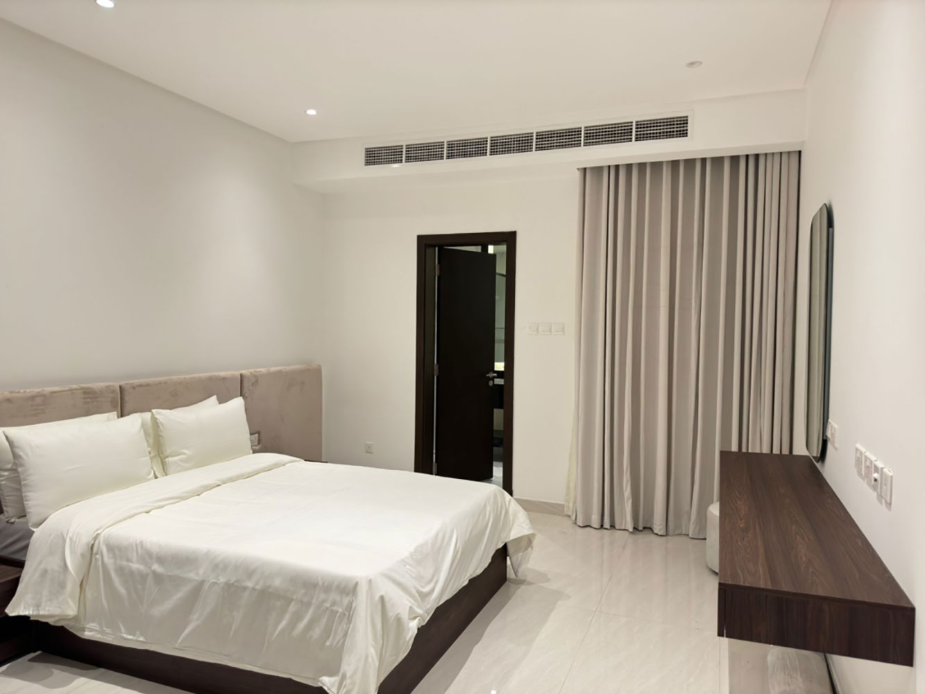 Apartment for Rent in Juffair Image #2877 4