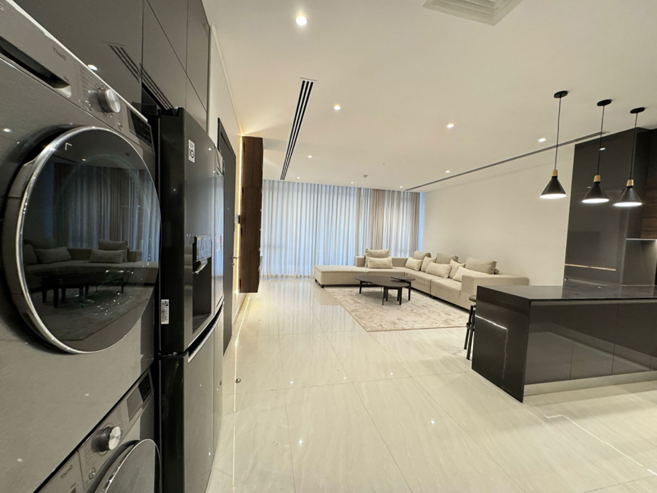 Apartment for Rent in Juffair Image #2877 3