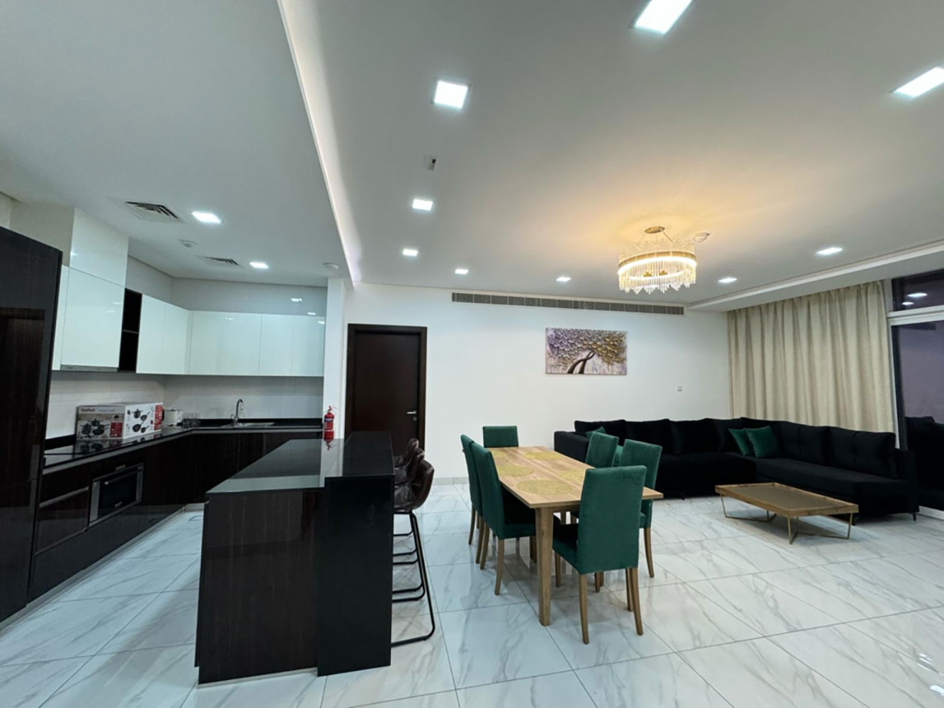 Apartment for Rent in Juffair Image #2884 3