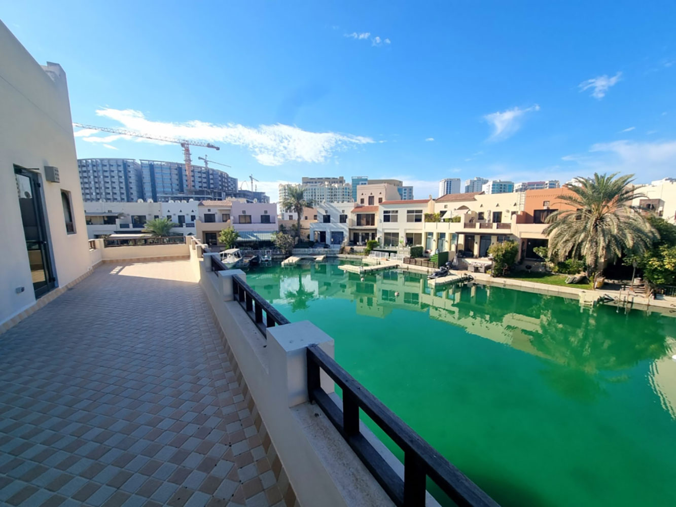 صورة فيلا للبيع في جزر امواج #3234 2