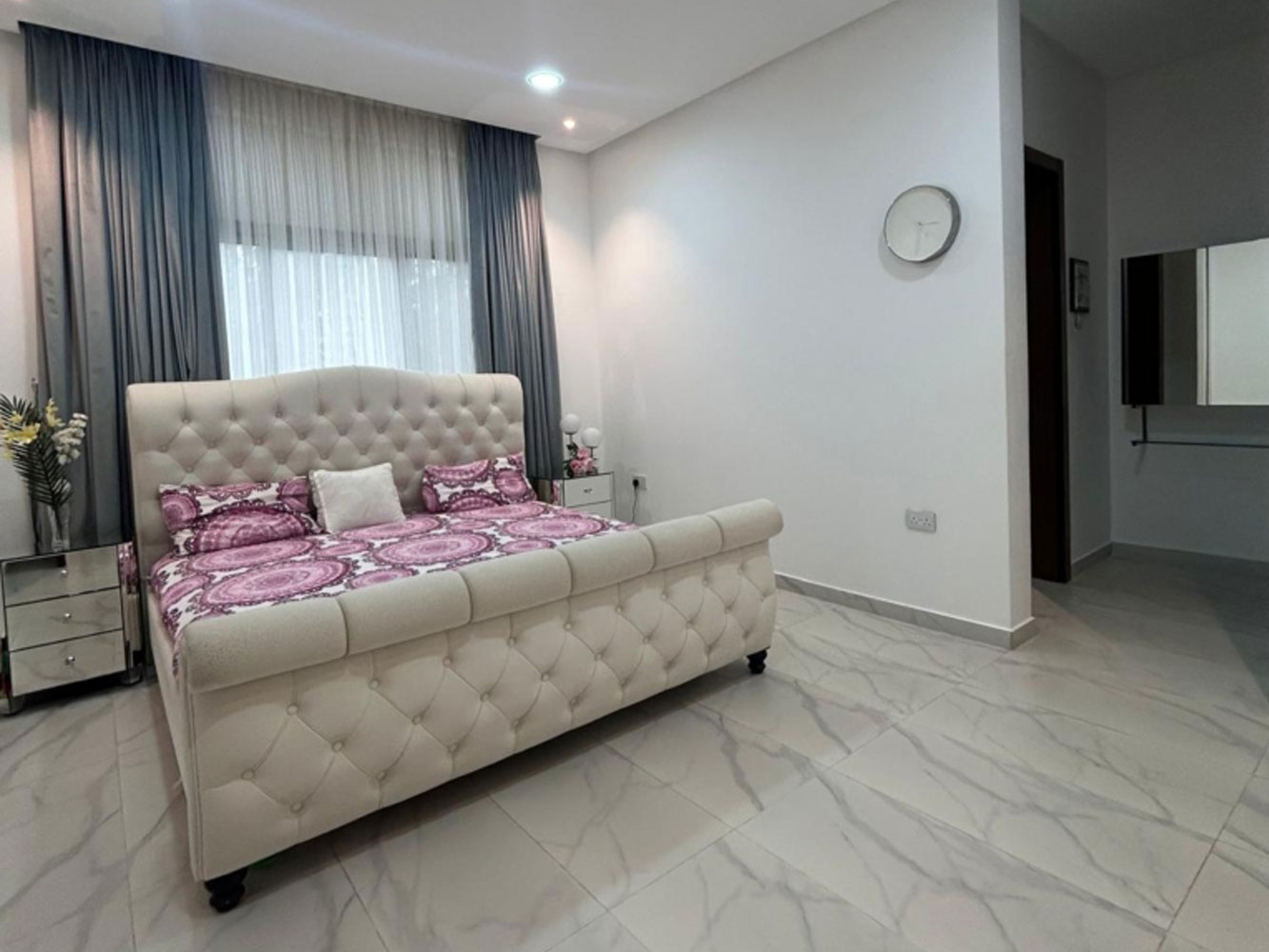 صورة شقة للبيع في الجنبية #3876 3