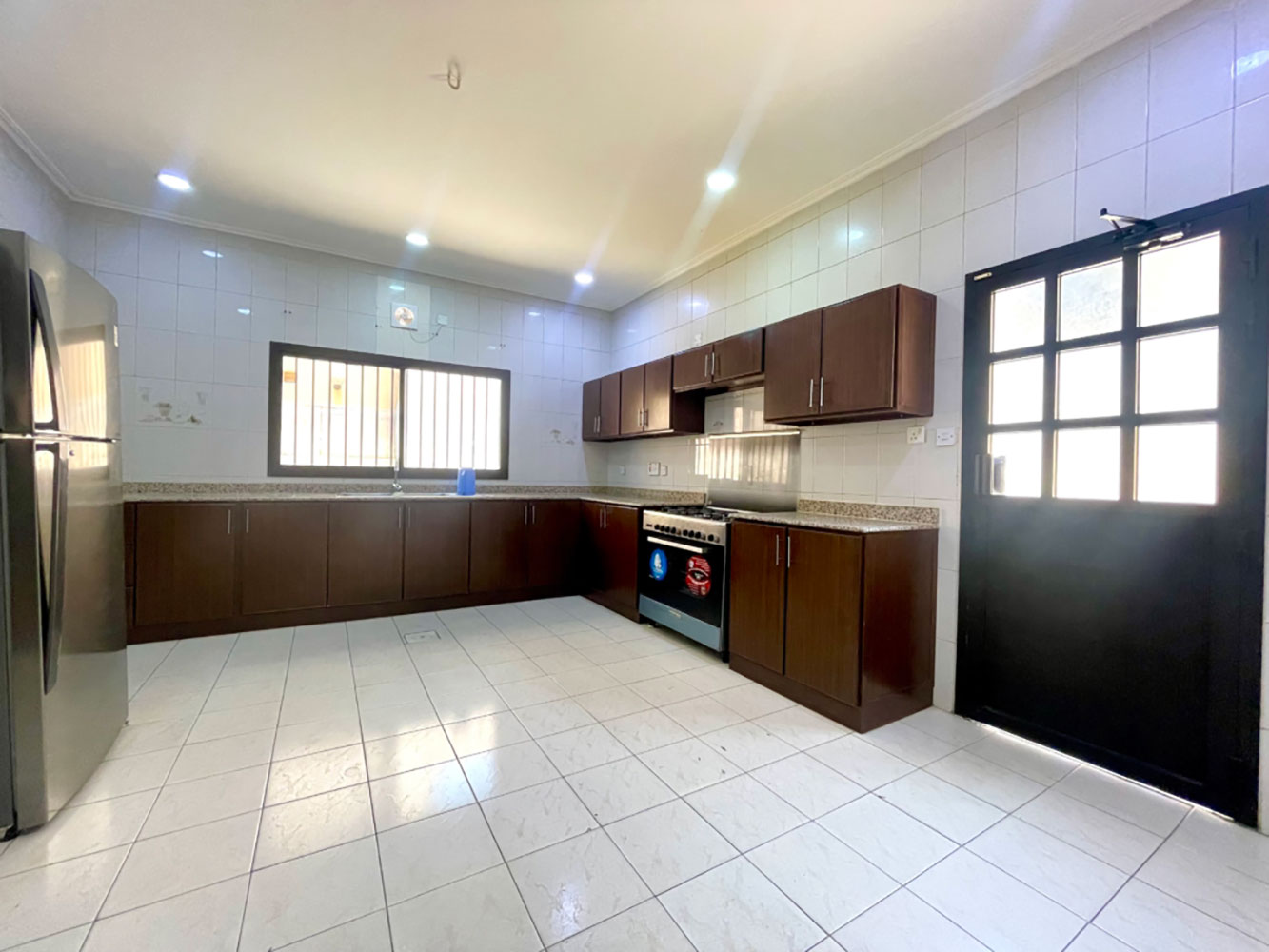 صورة فيلا للإيجار في توبلي #425 6