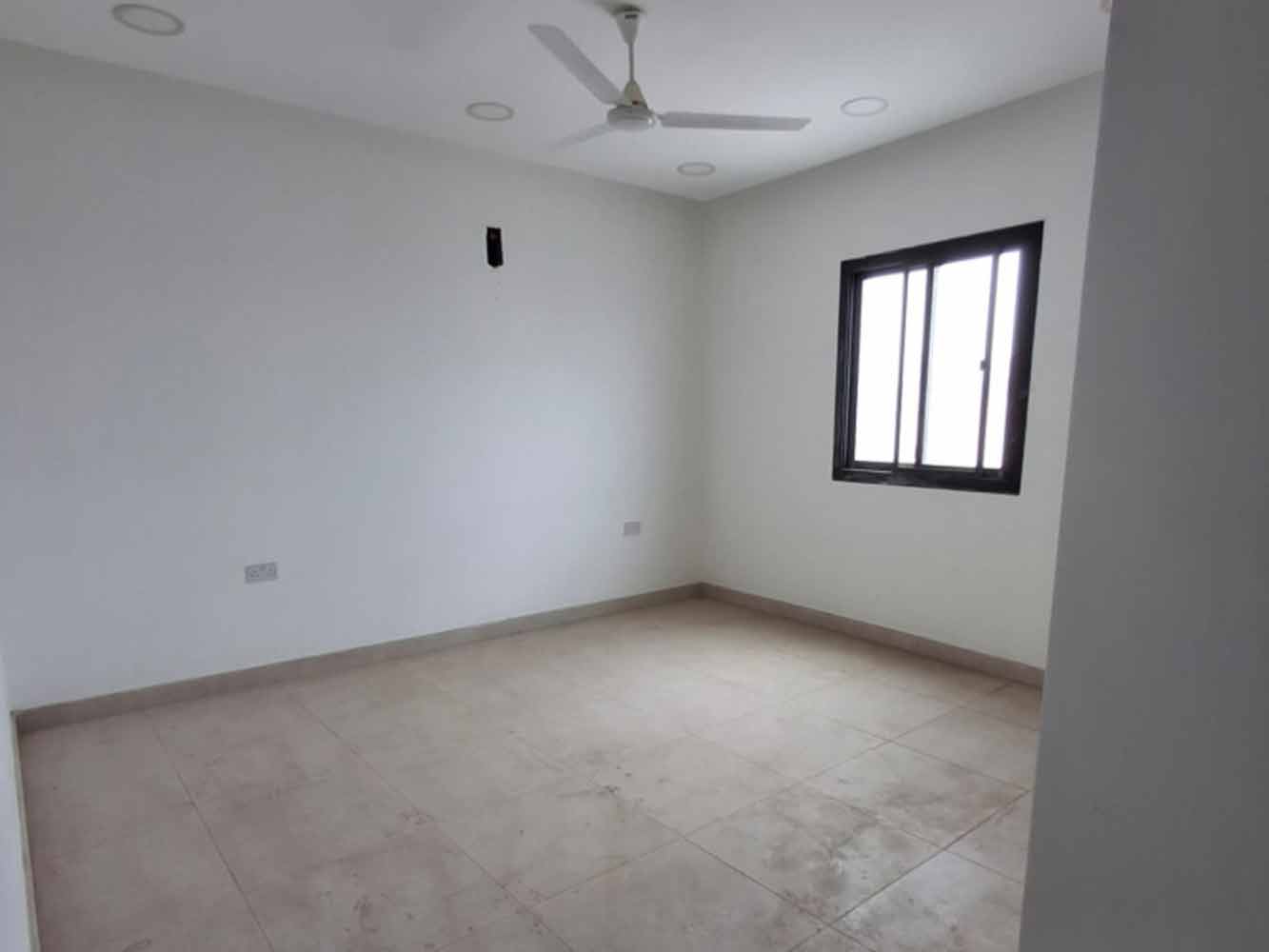 صورة شقة للإيجار في العكر #5427 1