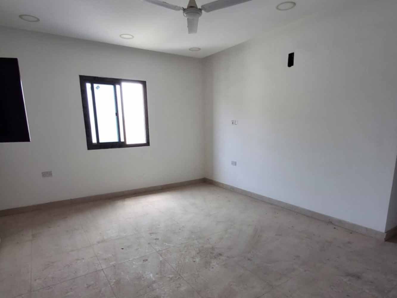 صورة شقة للإيجار في العكر #5427 5