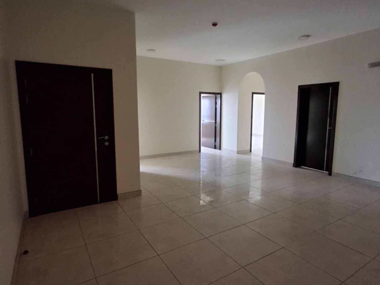 صورة شقة للإيجار في سترة #5430 0 