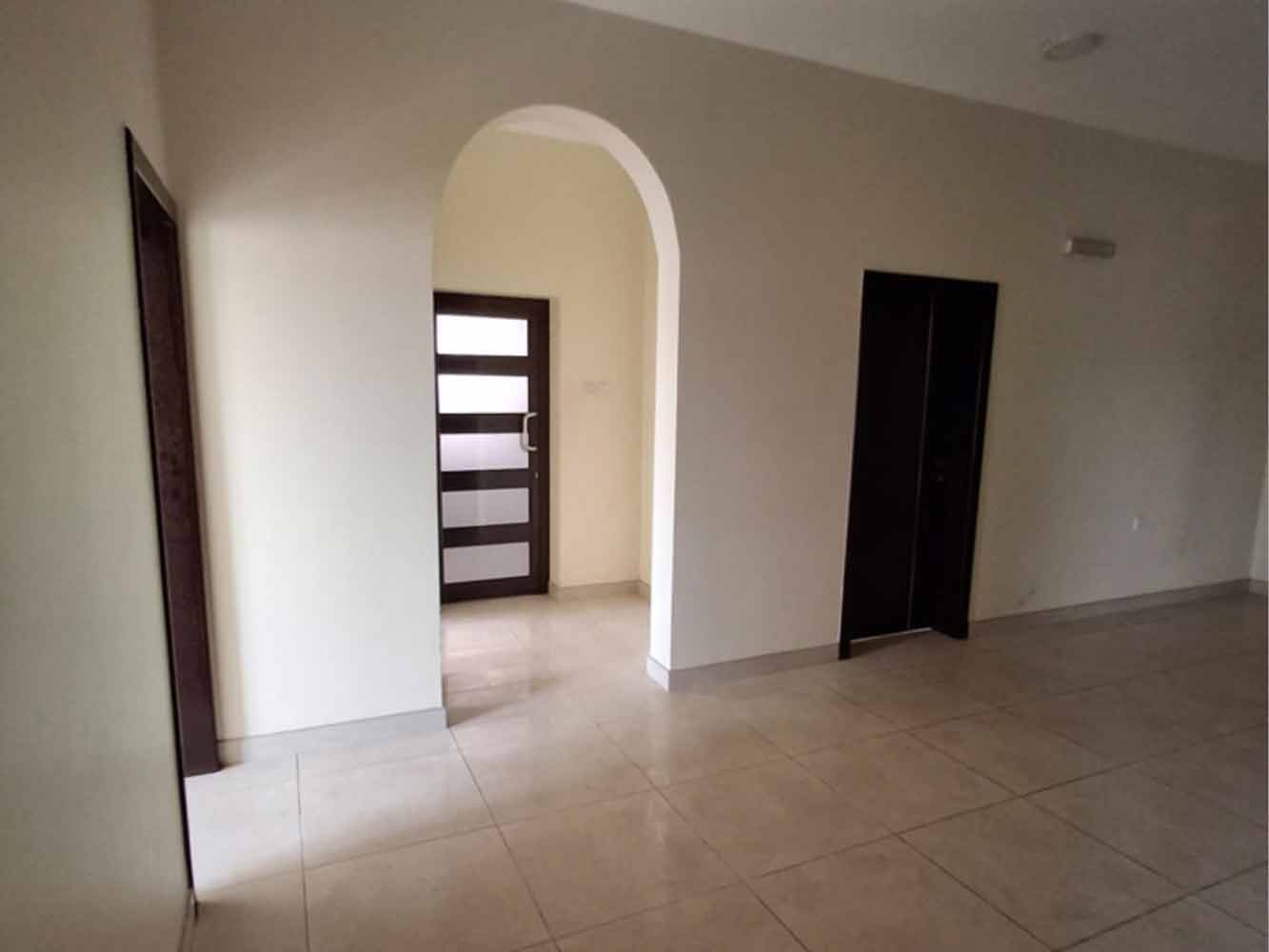 صورة شقة للإيجار في سترة #5430 2