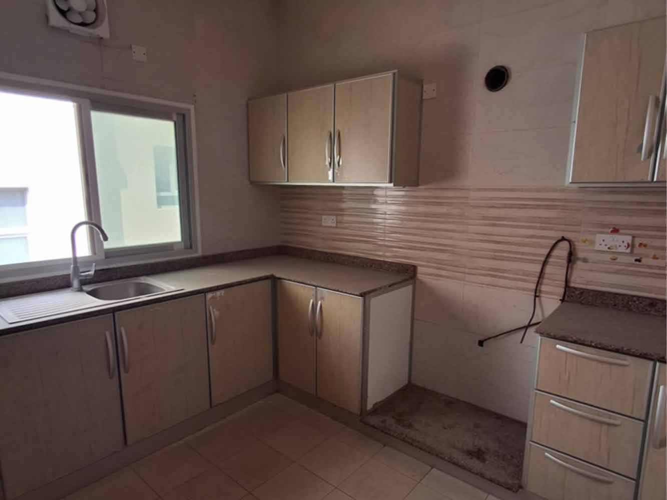 صورة شقة للإيجار في سترة #5430 6