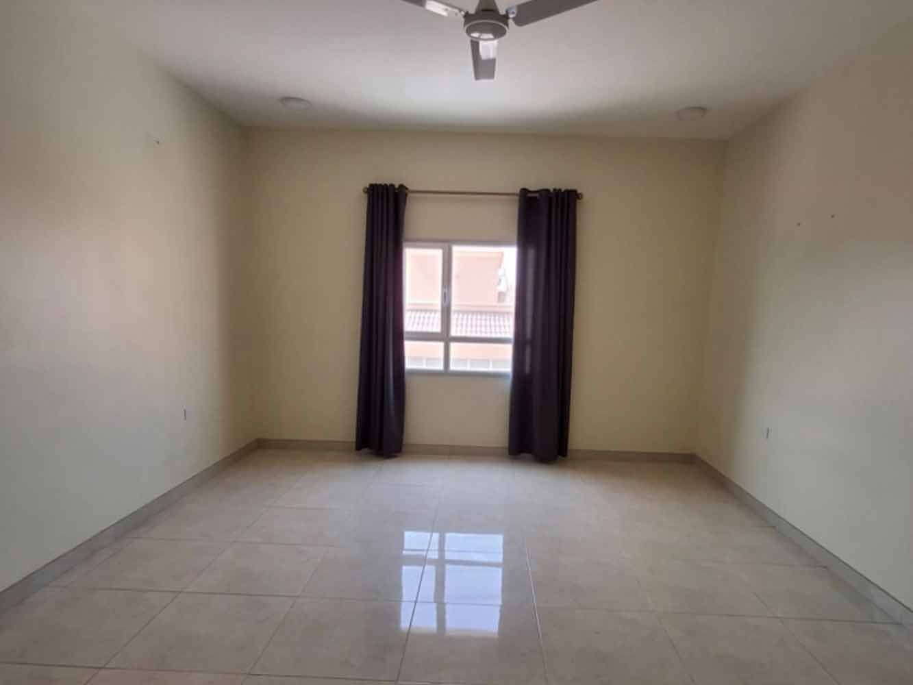 صورة شقة للإيجار في سترة #5441 3