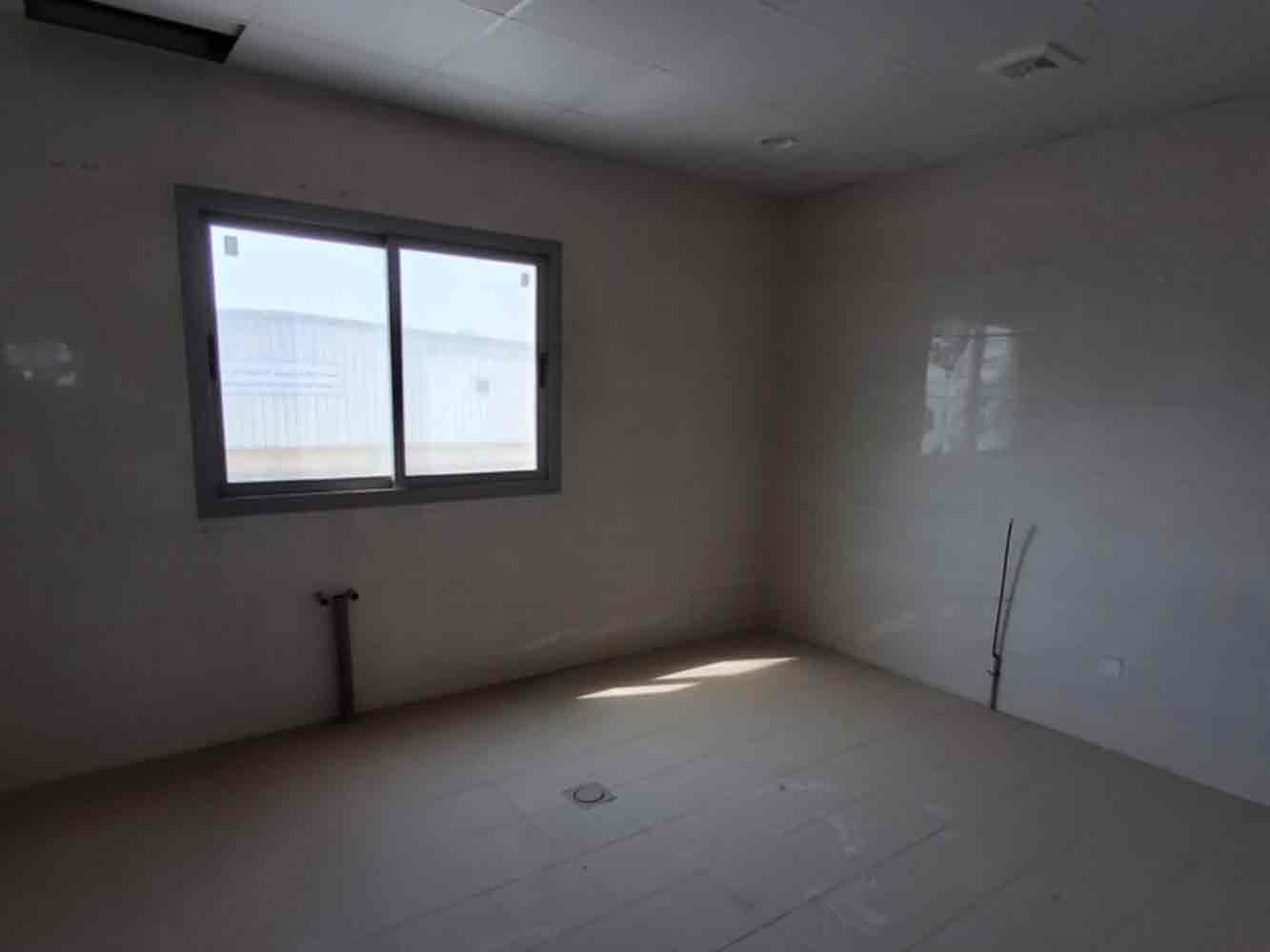 صورة مبنى للإيجار في سترة #5444 7