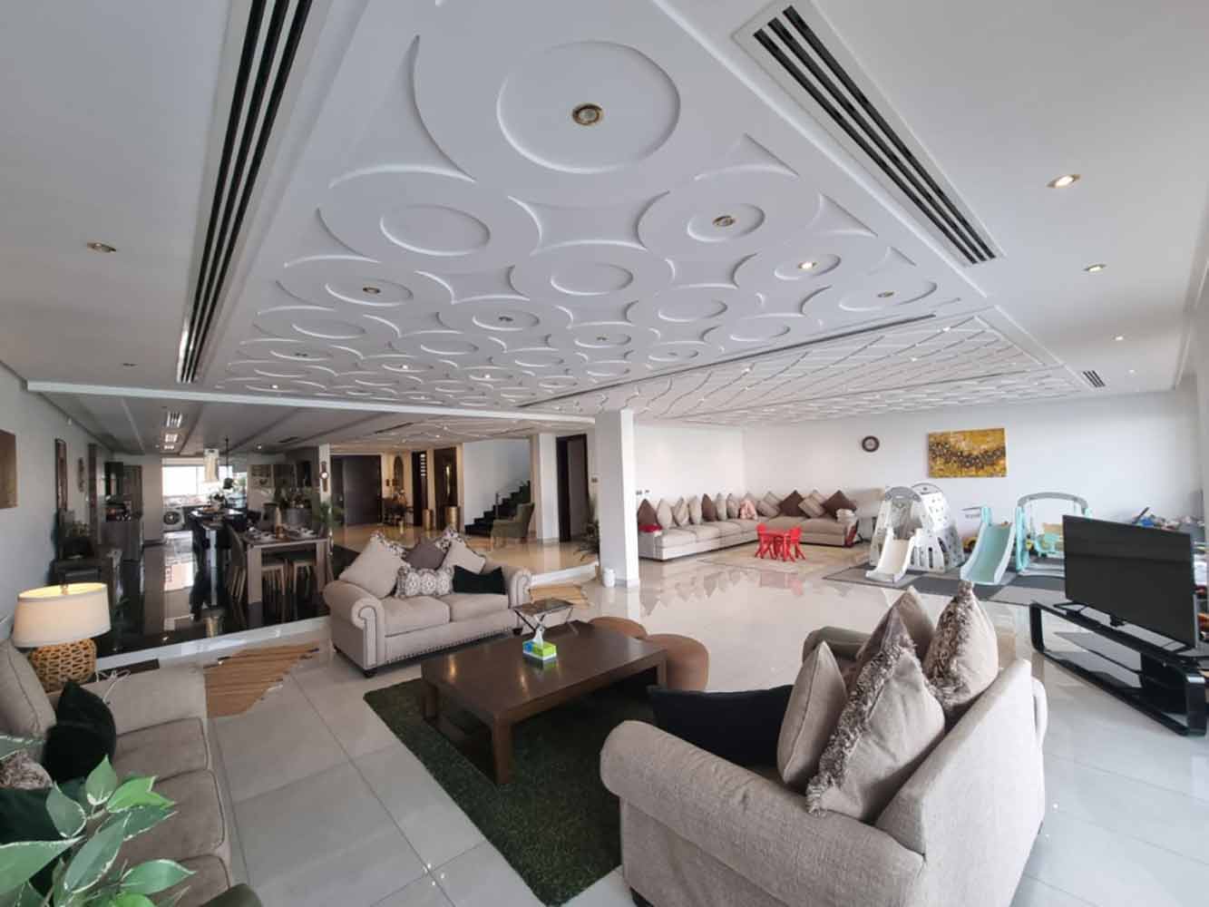 Villa for Sale in Amwaj Island Image #5850 1