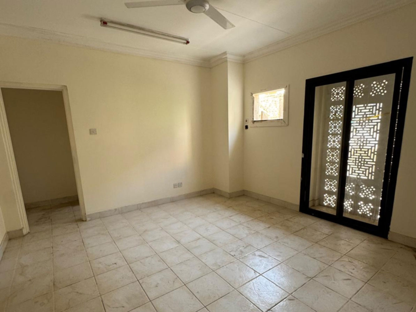 صورة فيلا للإيجار في السلمانية #6295 8