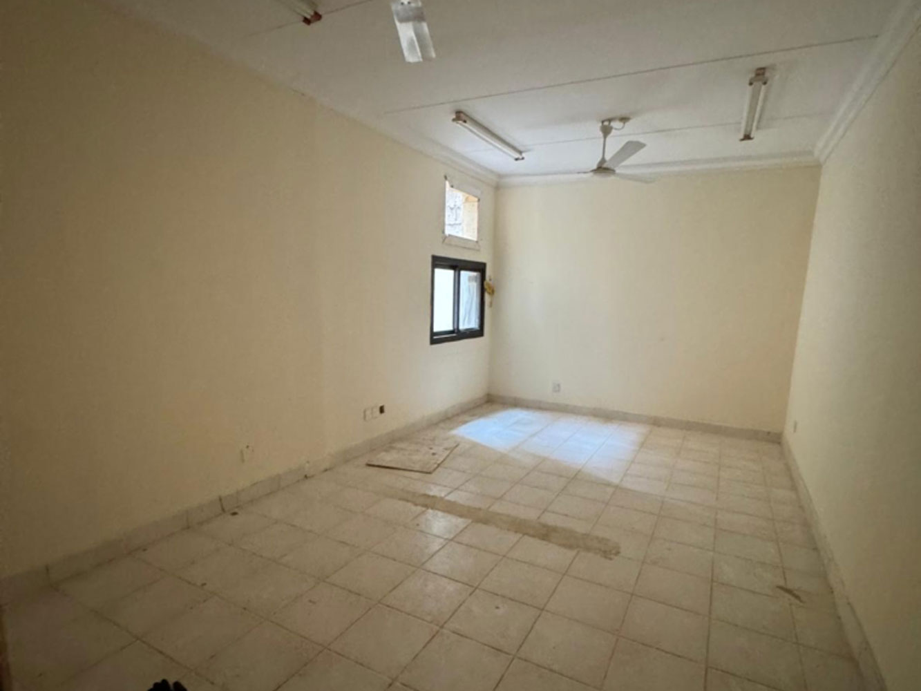 صورة فيلا للإيجار في السلمانية #6295 2