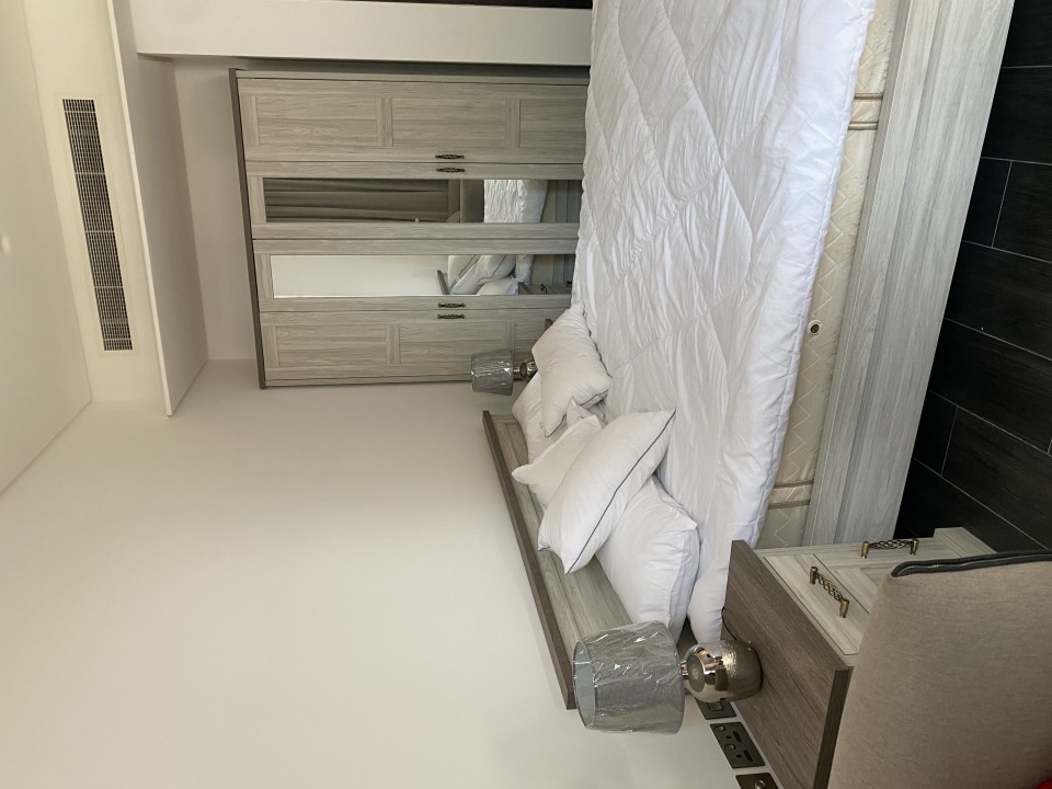 Studio Apartment for Rent in Bahrain Harbour Image #7126 7