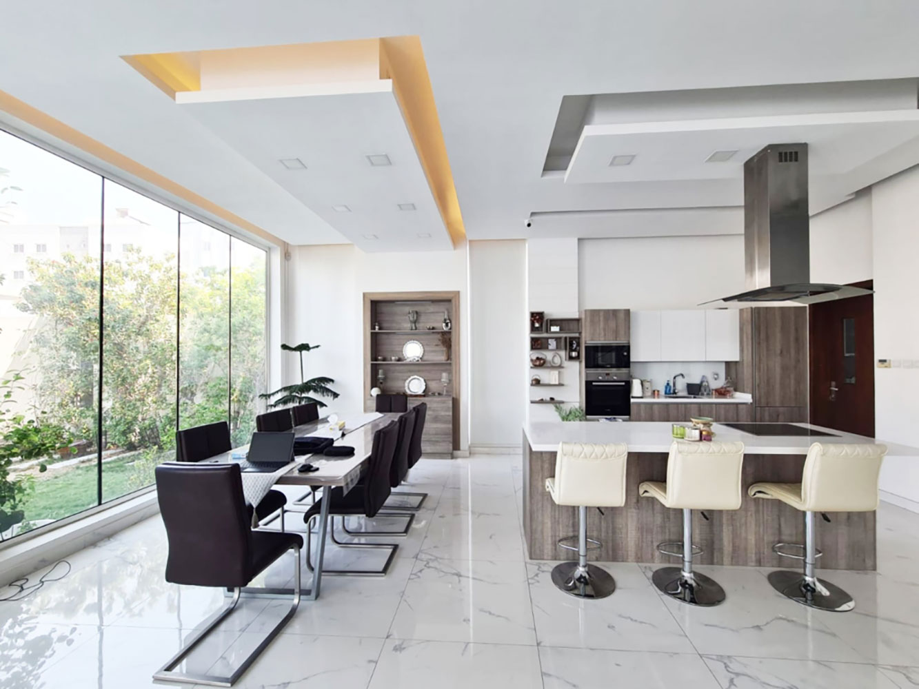 صورة فيلا للبيع في اللوزي #1058 3