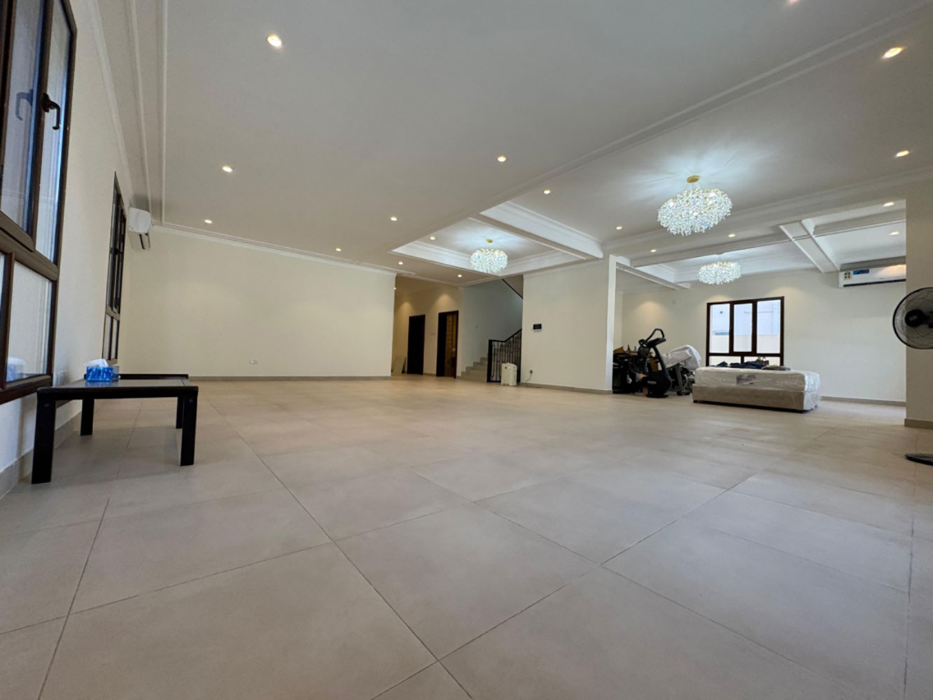 صورة فيلا للبيع في سند #1658 1