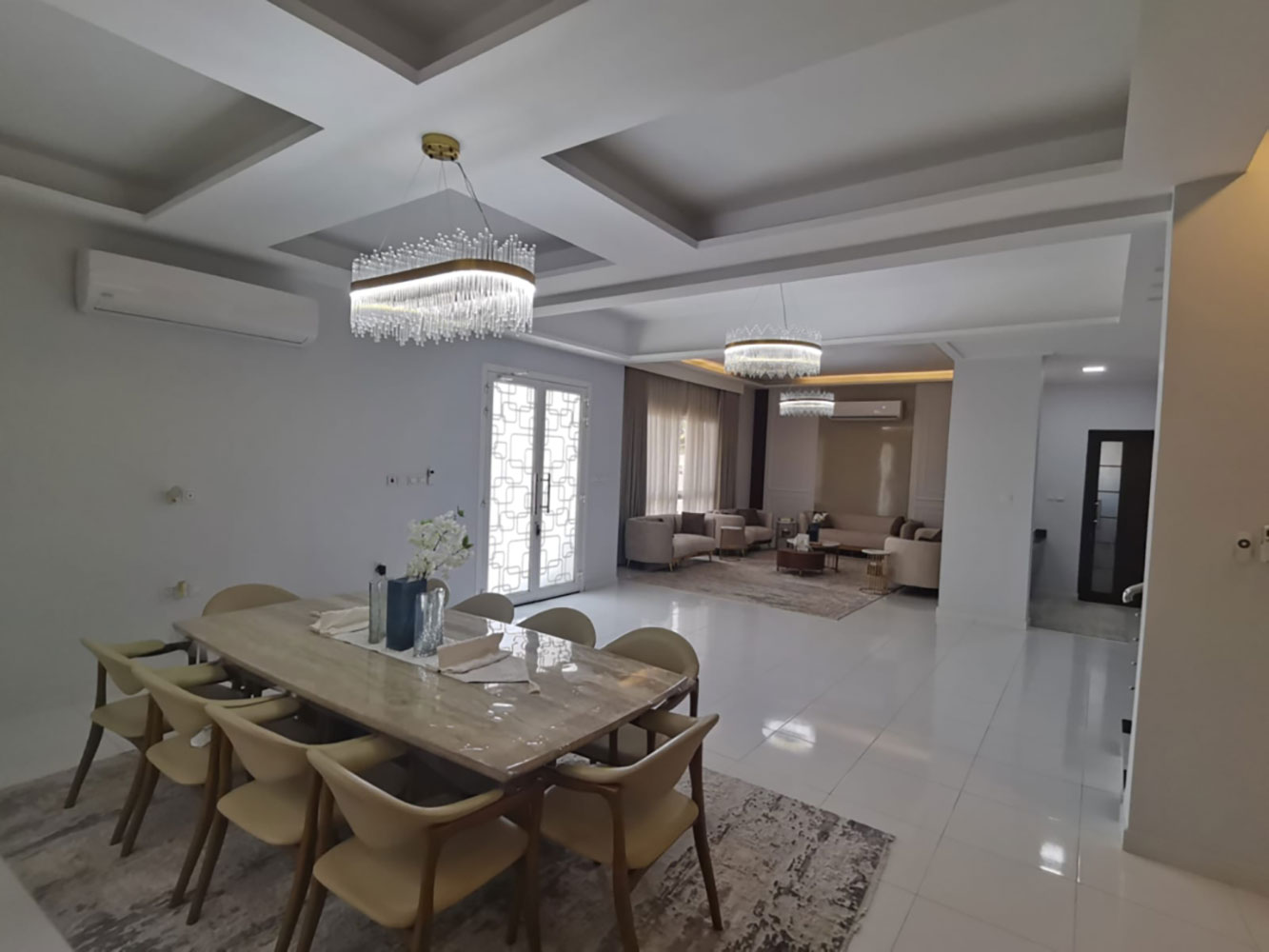 صورة فيلا للبيع في البديع #2455 2