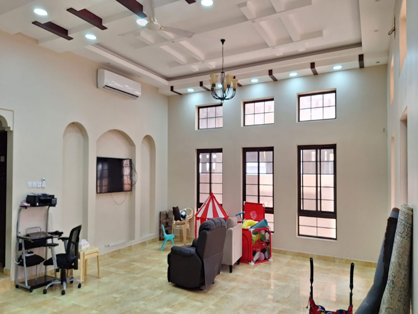 صورة فيلا للبيع في عالي #3665 2