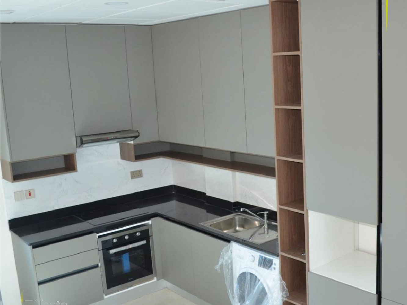 صورة فيلا للبيع في سار #370 4