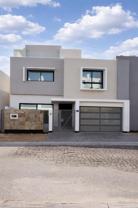 صورة فيلا للبيع في سار #9326 0