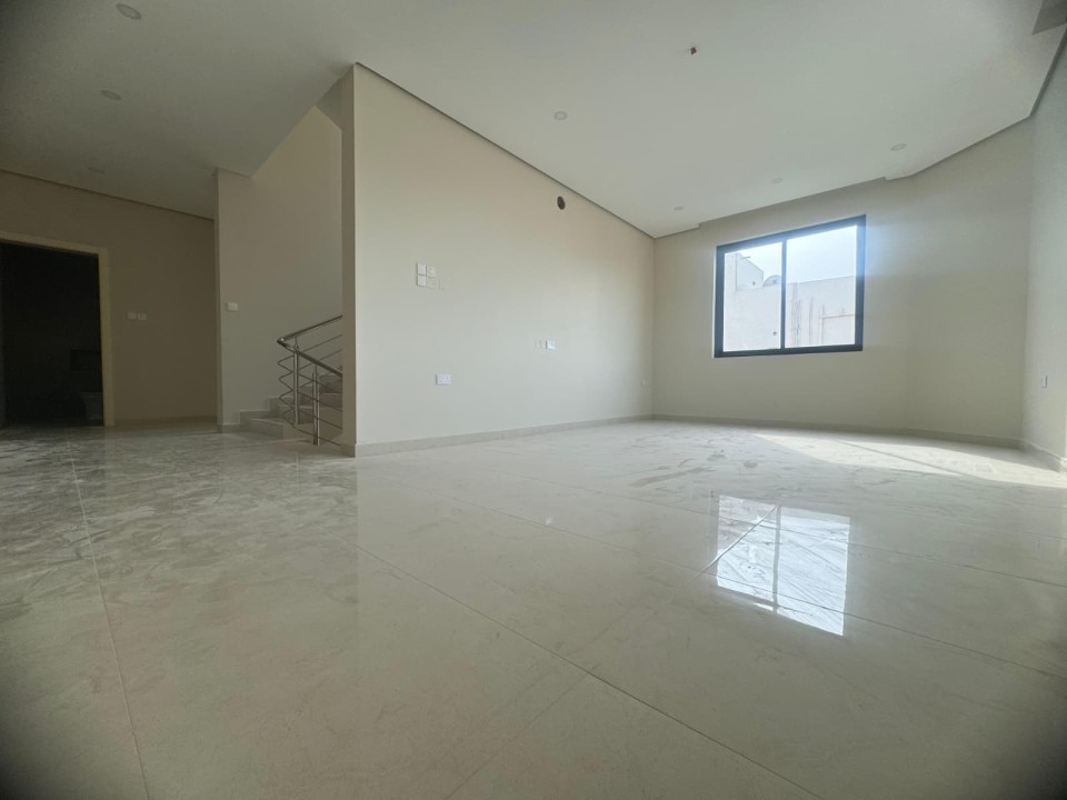 صورة فيلا للبيع في مدينة عيسى #9331 1