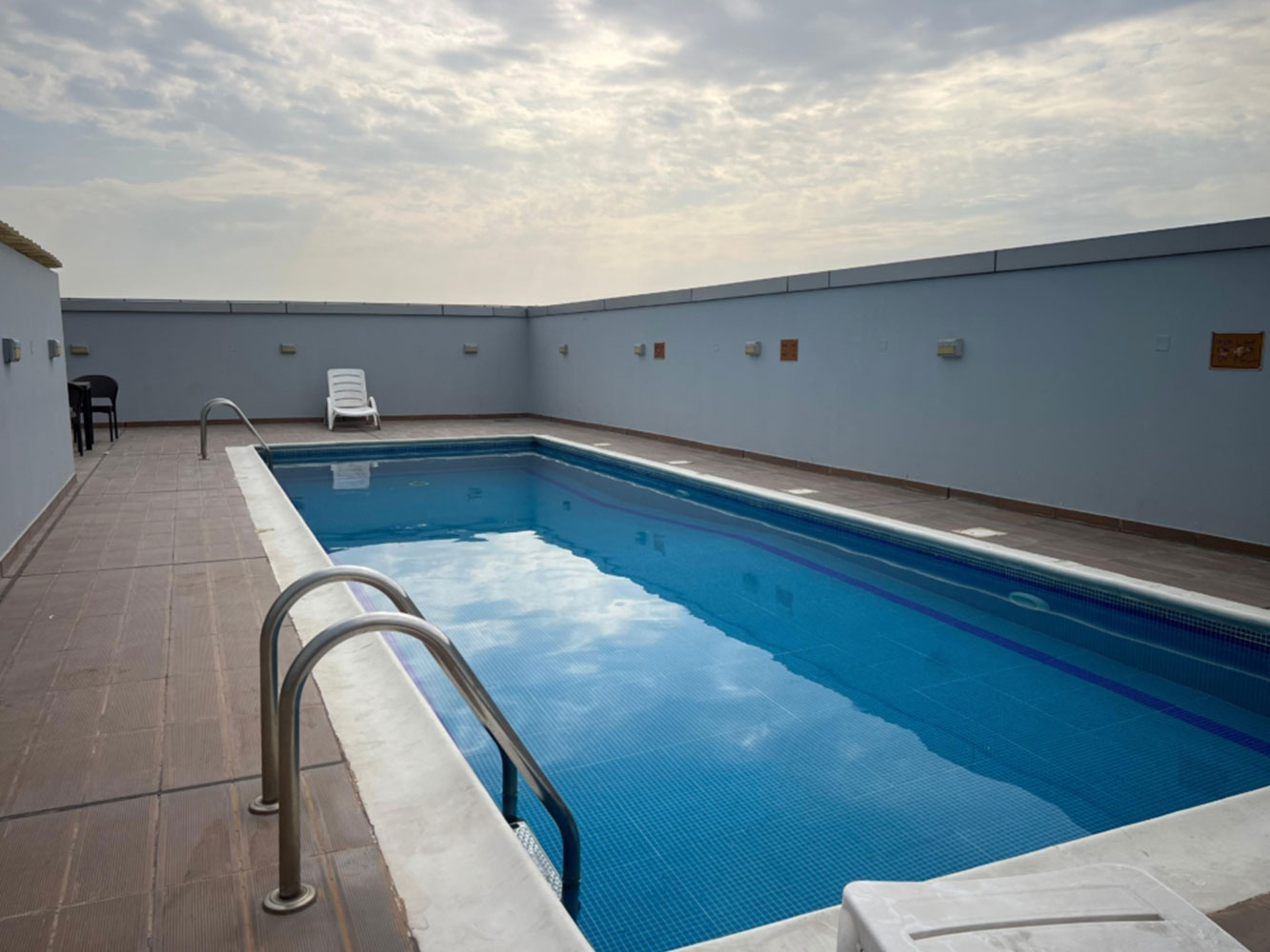 صورة شقة للإيجار في ام الحصم #3667 1