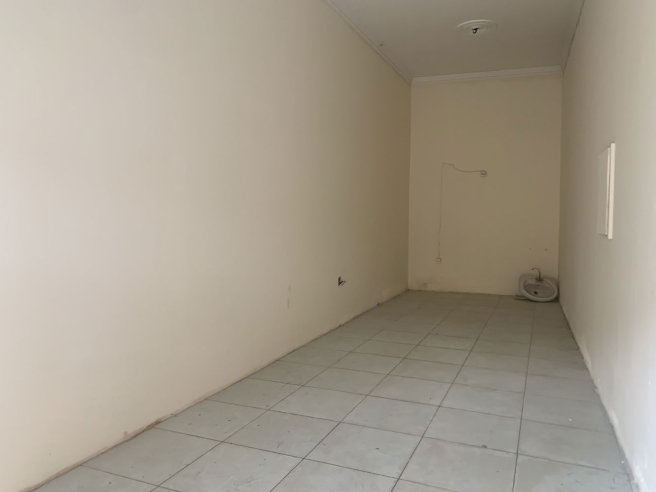 صورة محل للإيجار في المنامة #3723 2