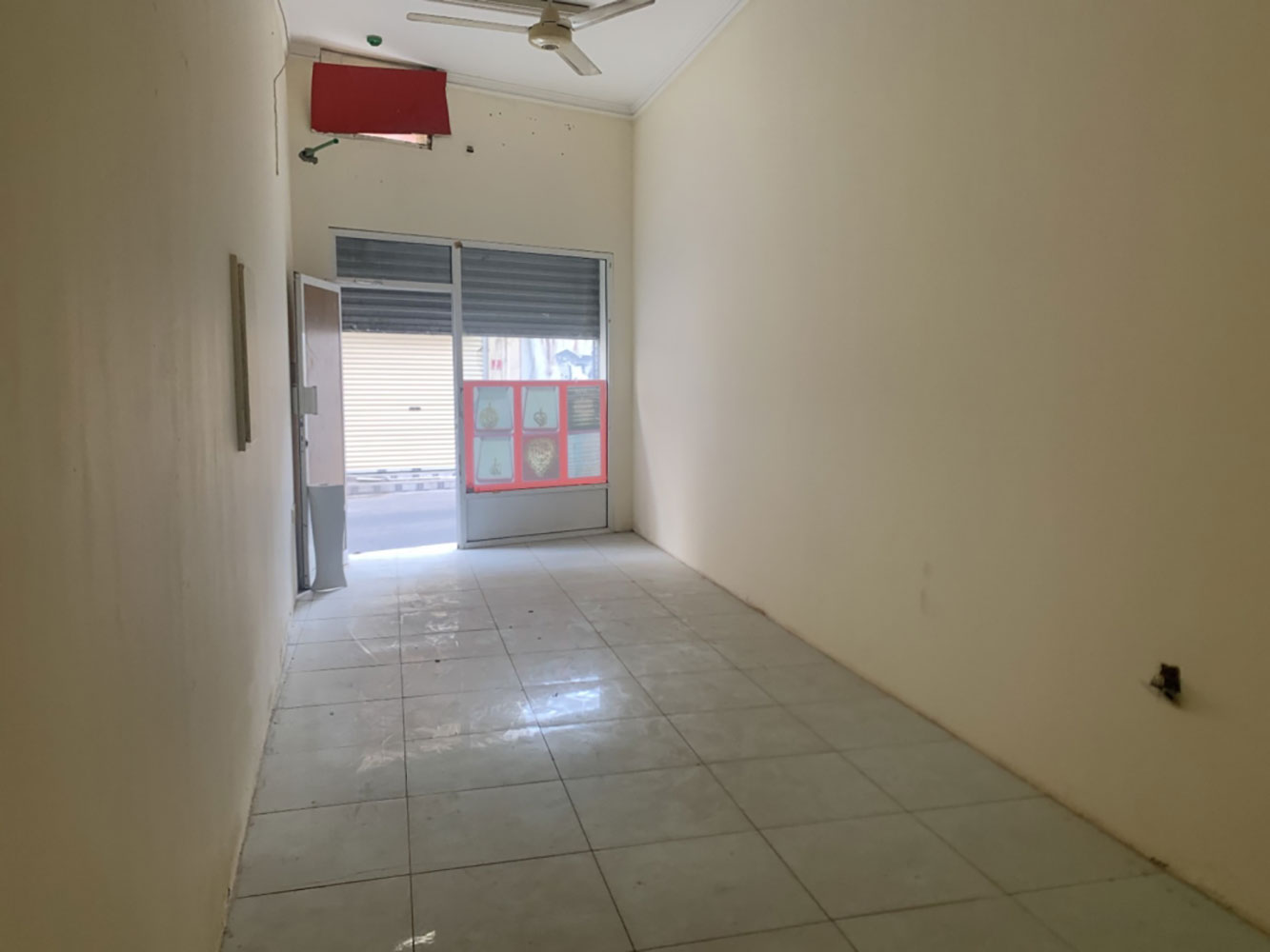 صورة محل للإيجار في المنامة #3723 1