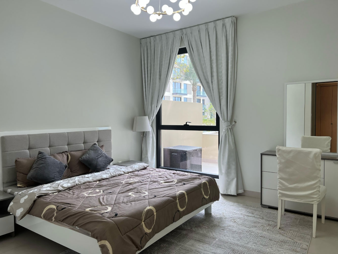 صورة شقة للإيجار في مراسي البحرين #3821 6