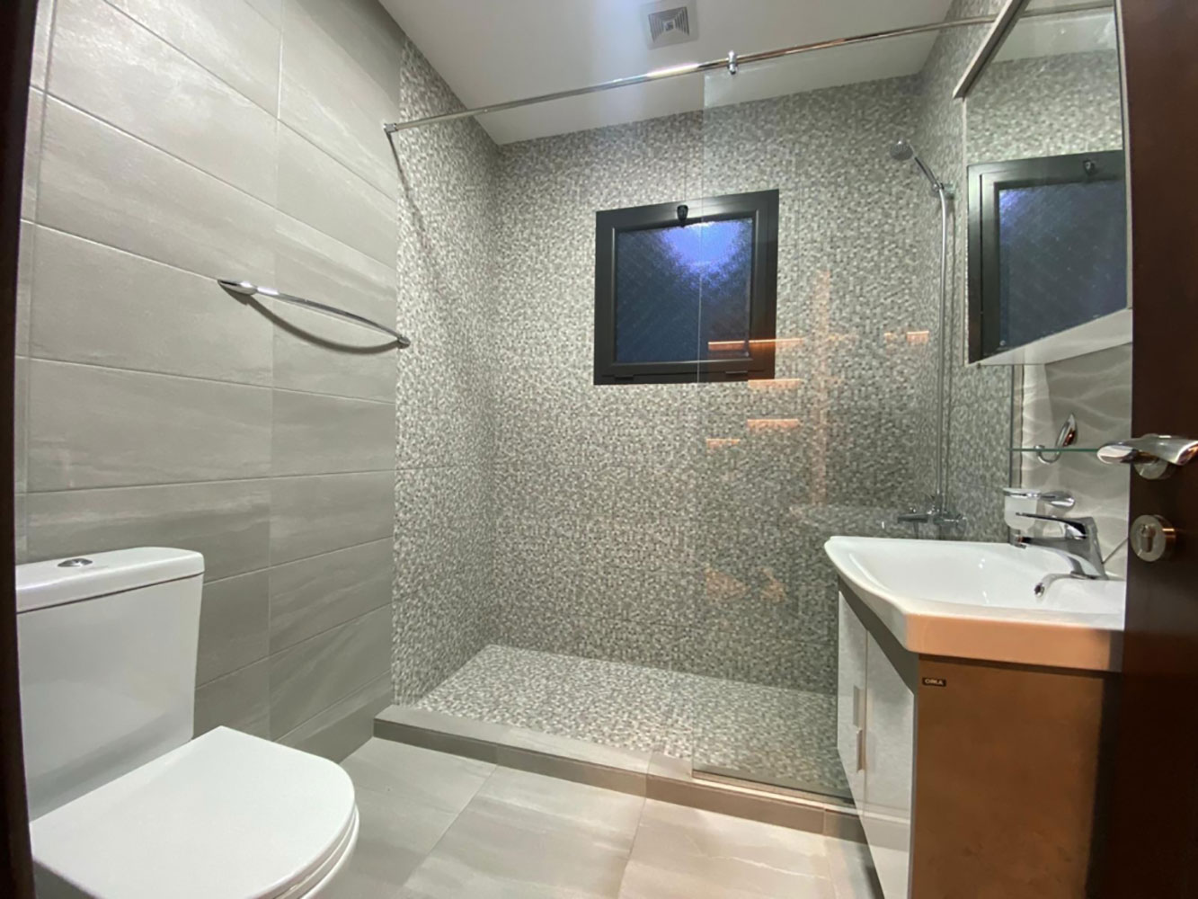 Apartment for Rent in Busaiteen Image #3950 6