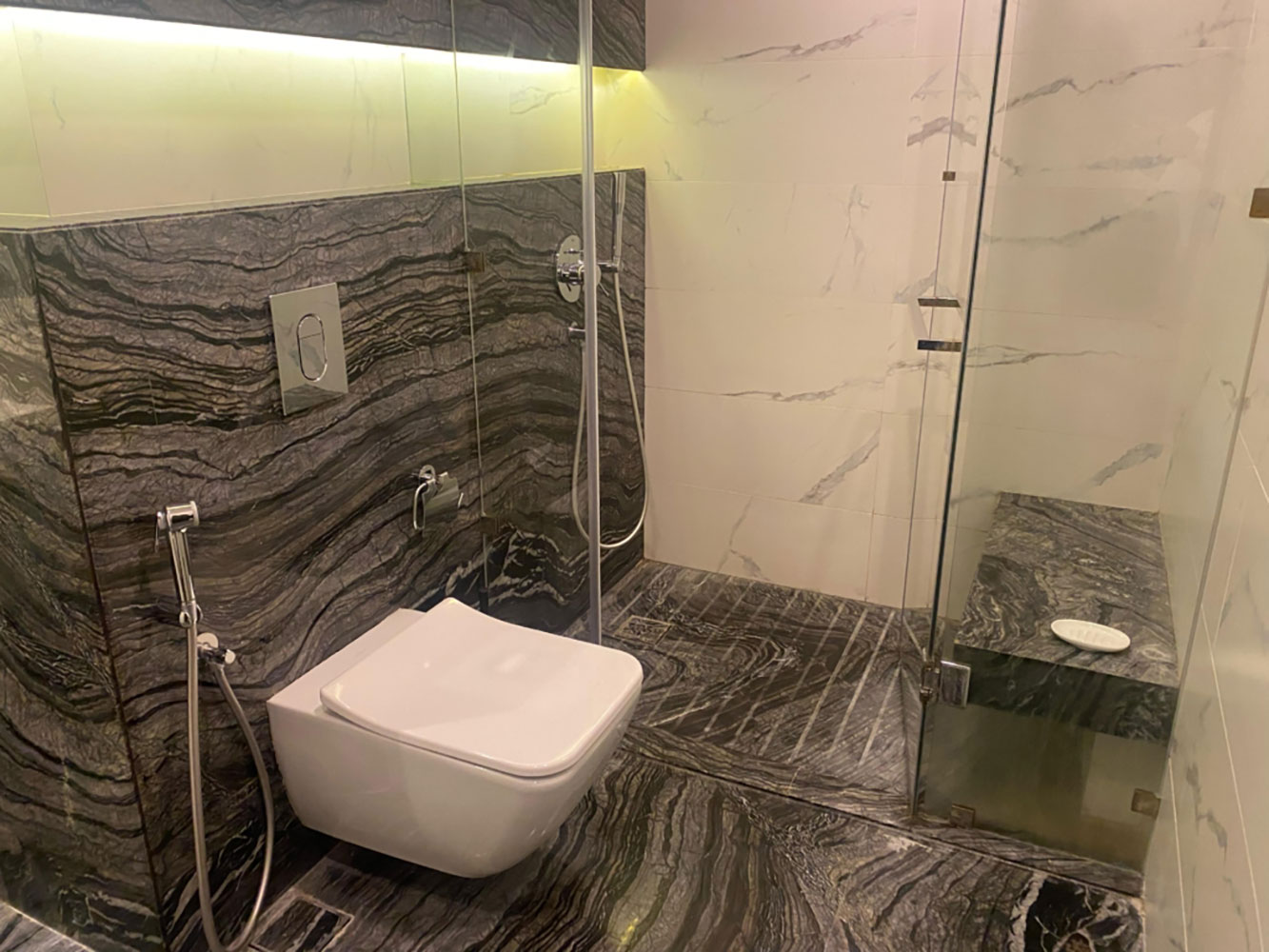 Apartment for Rent in Bahrain Bay Image #4357 2