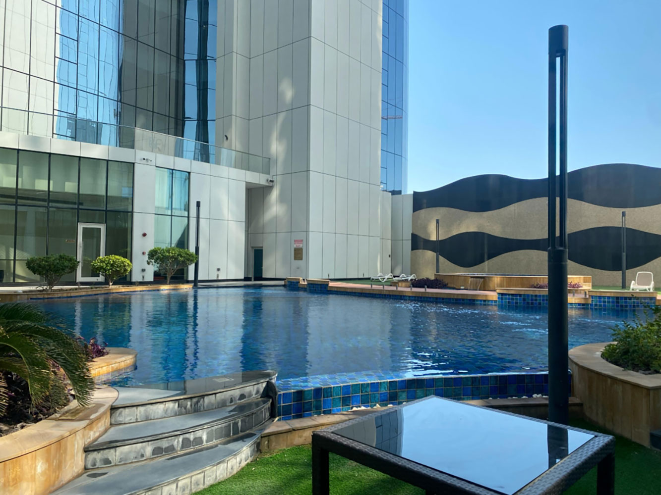 صورة شقة للإيجار في خليج البحرين #4359 2