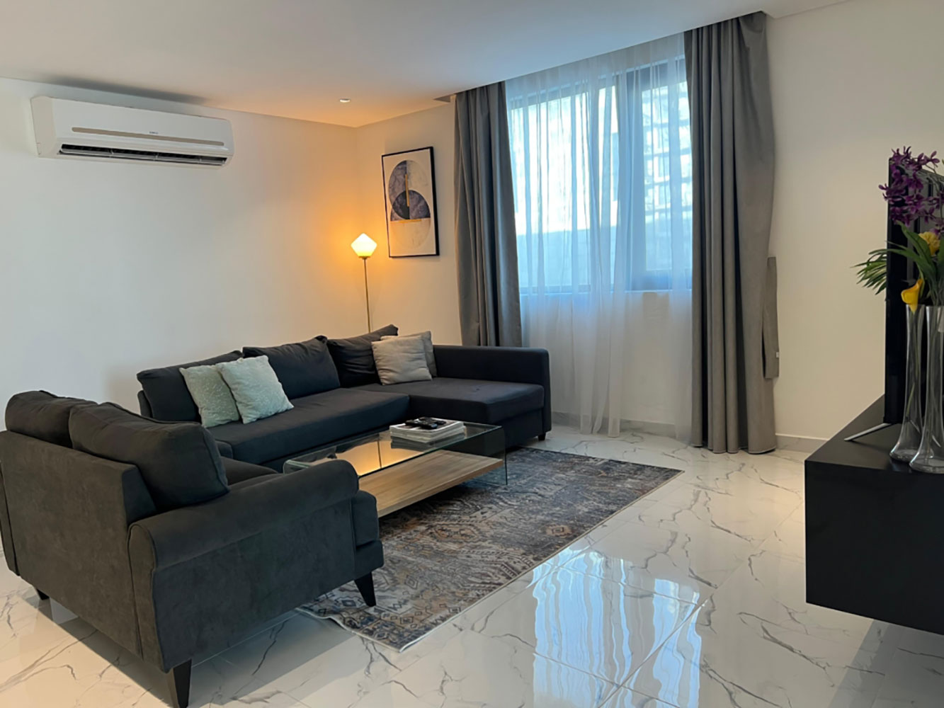 صورة شقة للإيجار في ضاحية السيف #4682 1