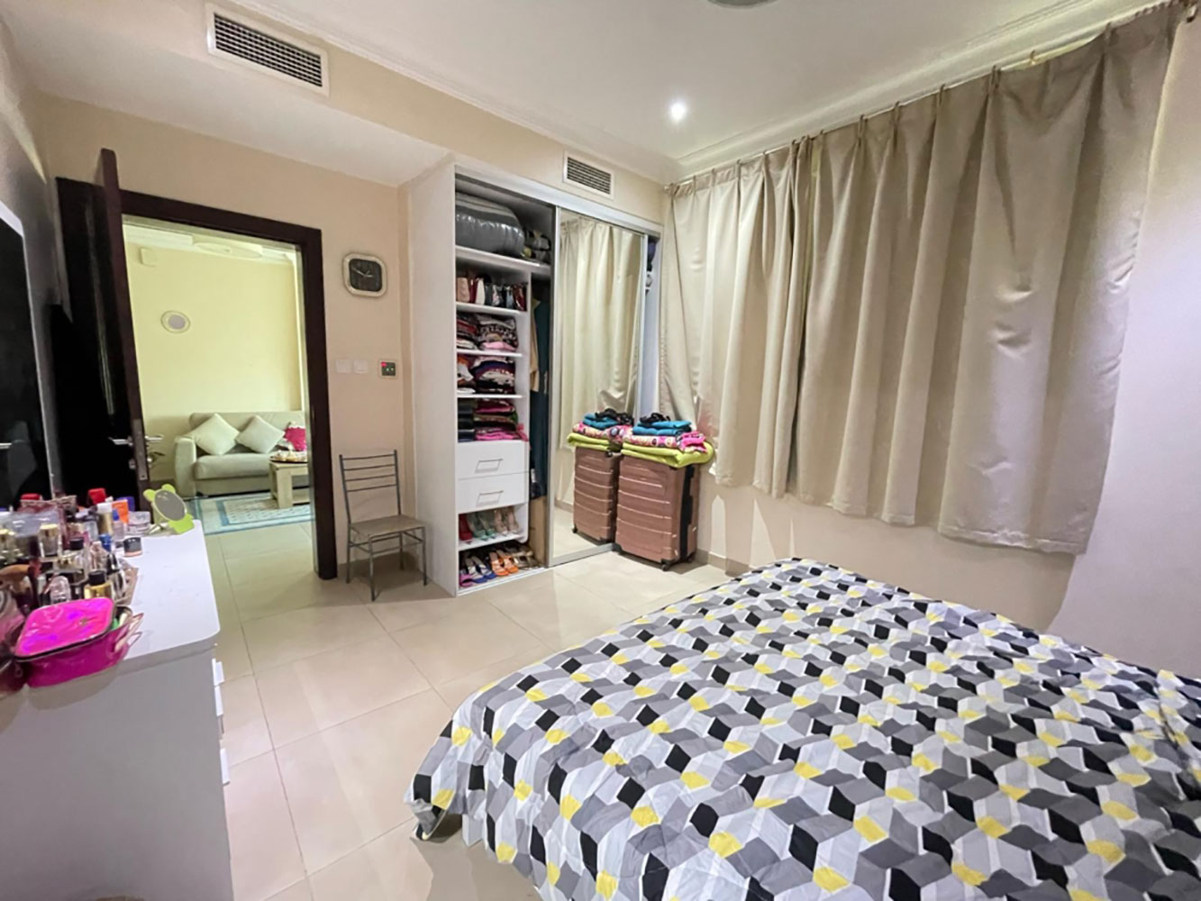 Apartment for Sale in Juffair Image #4973 3