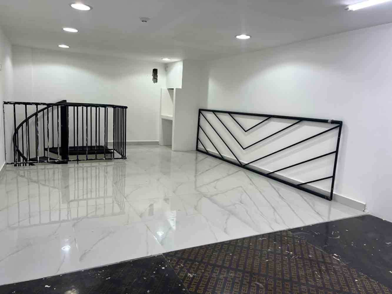 Shop for Rent in Manama Image #5405 5