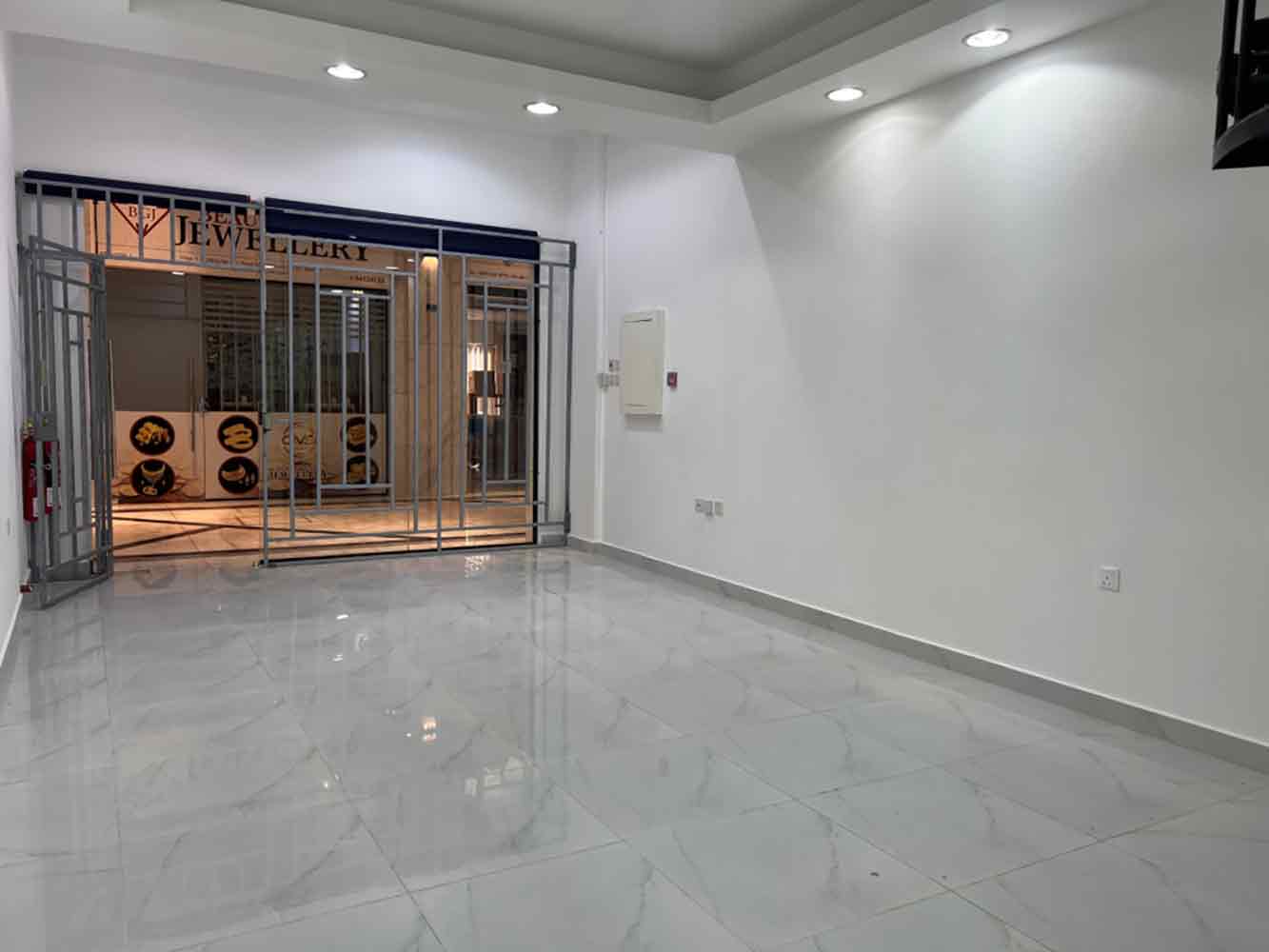 Shop for Rent in Manama Image #5405 1