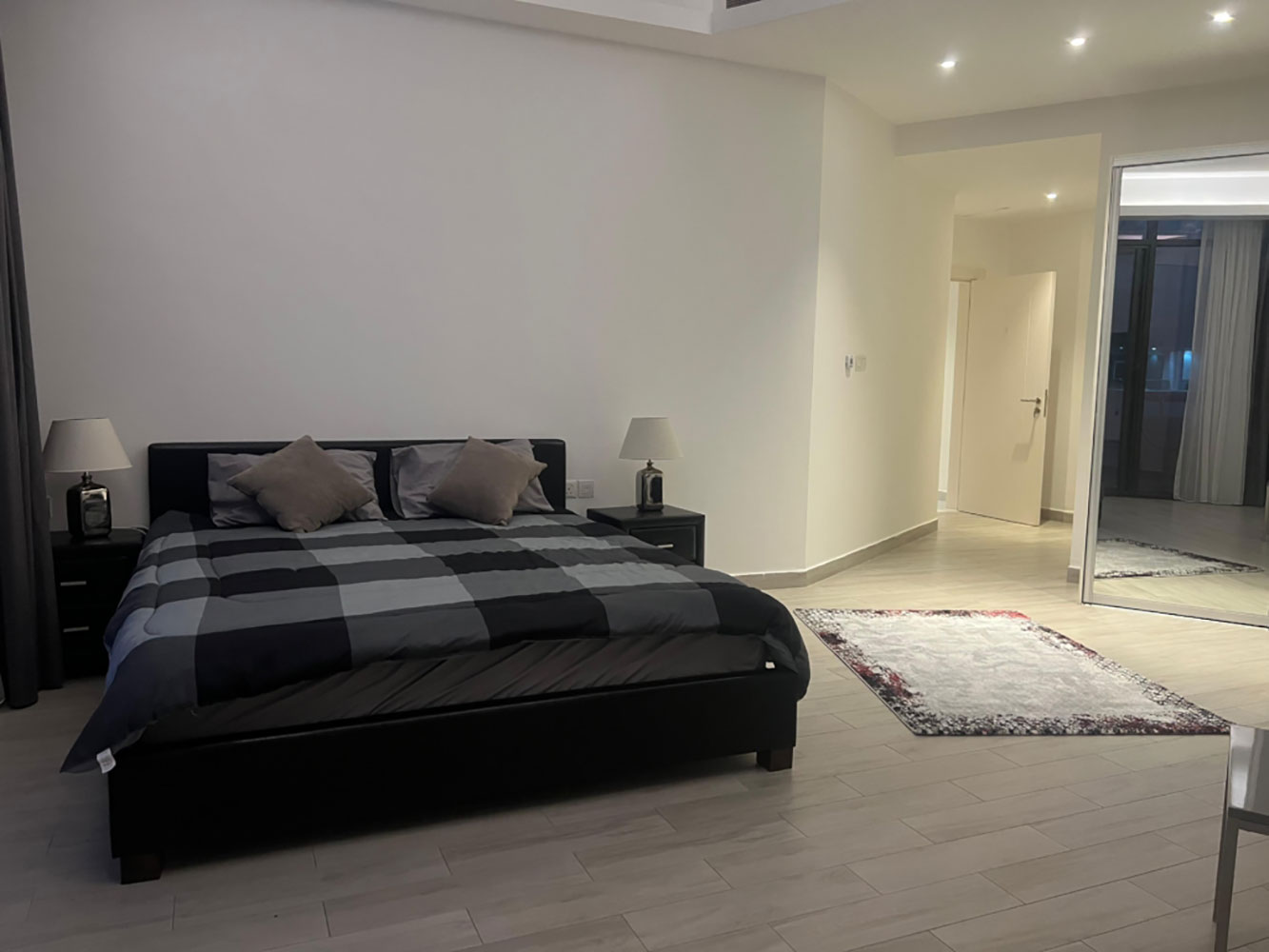 صورة شقة للإيجار في ضاحية السيف #6209 1